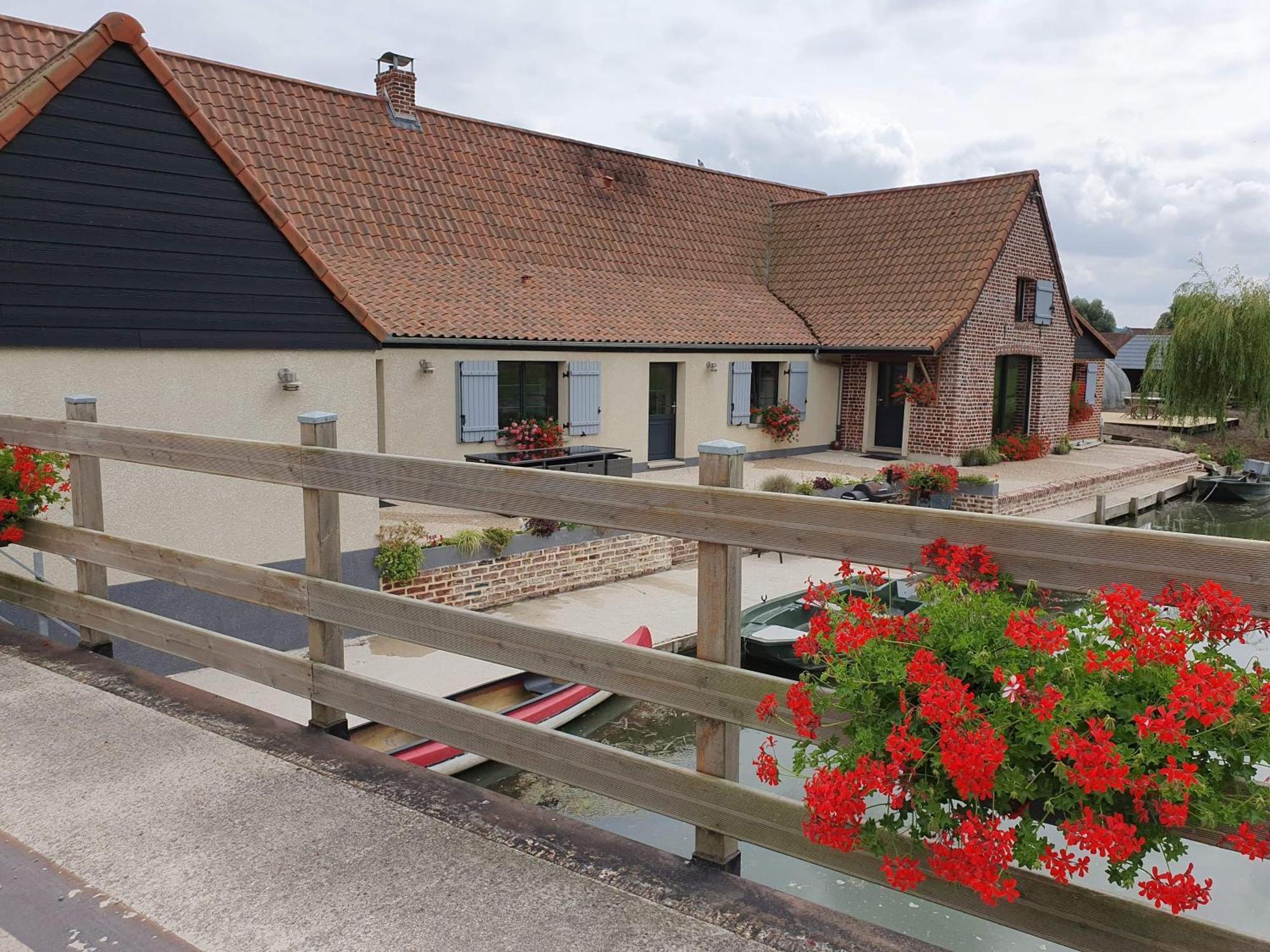 Au Chemin Du Paradis Gite De 10 Personnes 4 Etoiles Saint-Martin-Lez-Tatinghem Bagian luar foto