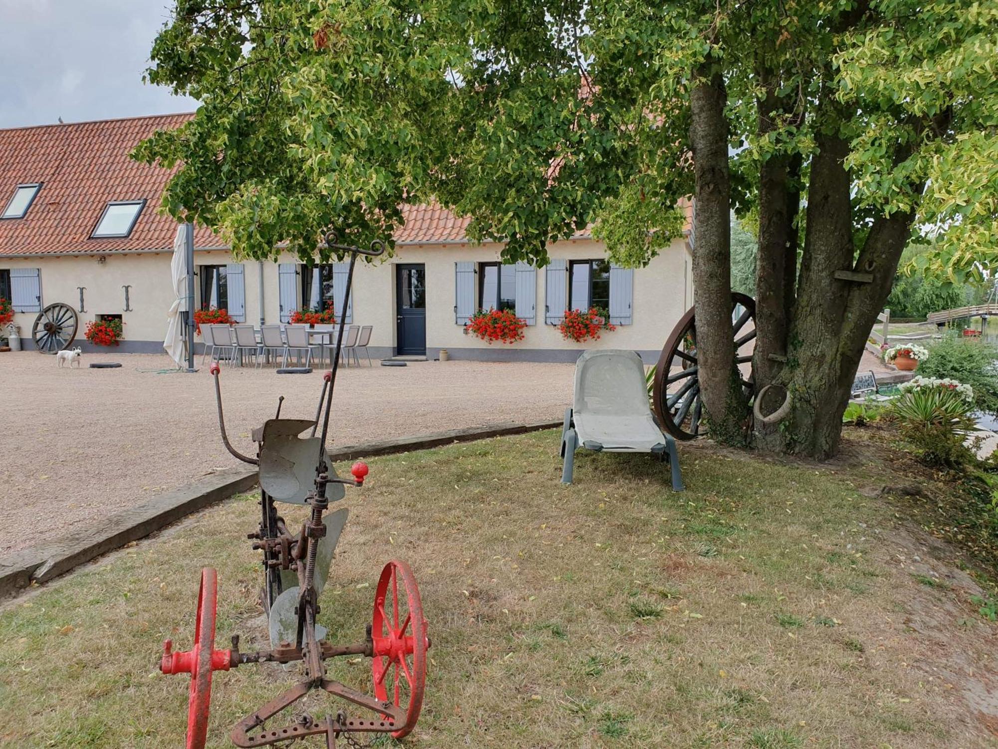Au Chemin Du Paradis Gite De 10 Personnes 4 Etoiles Saint-Martin-Lez-Tatinghem Bagian luar foto